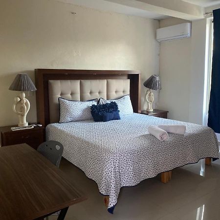 Hotel Maria Elenena El Fresno Kültér fotó